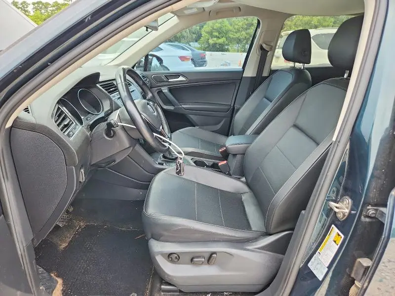 2018 VOLKSWAGEN TIGUAN SE  