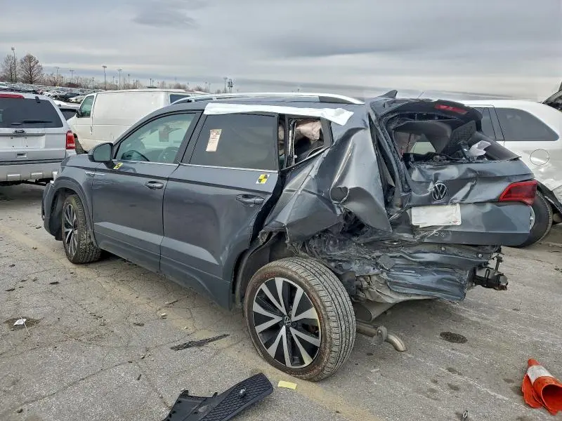 2024 VOLKSWAGEN TAOS SE  