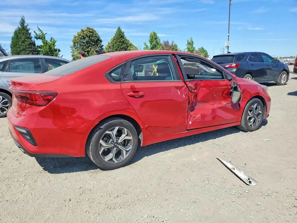 2021 KIA FORTE LXS  