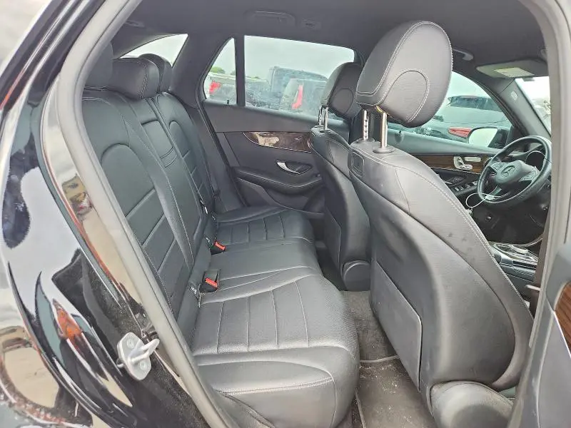 2019 MERCEDES-BENZ GLC 300  