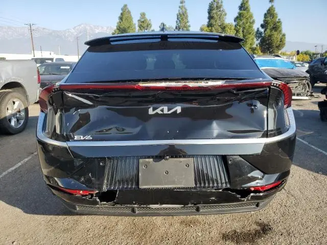 2022 KIA EV6 LIGHT  