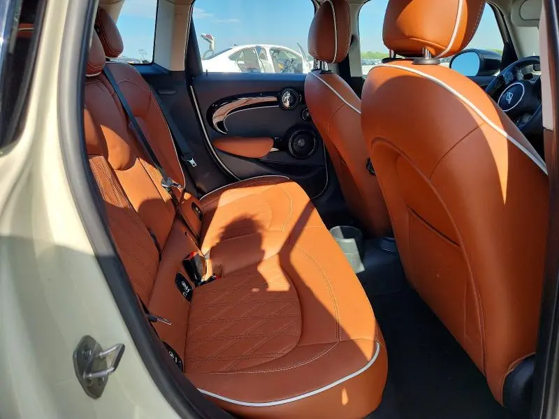 2023 MINI COOPER S  