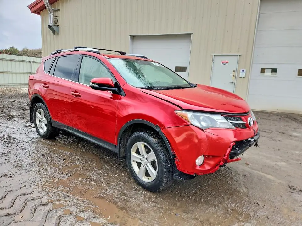 2013 TOYOTA RAV4 XLE  