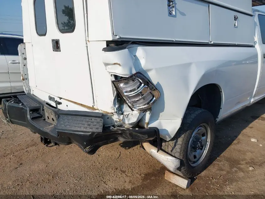 2022 RAM 2500 TRADESMAN  4X4 8' BOX