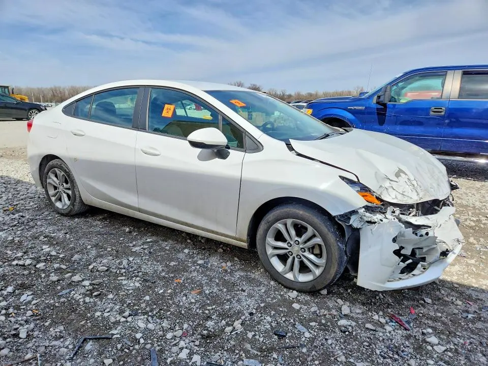 2019 CHEVROLET CRUZE LS  