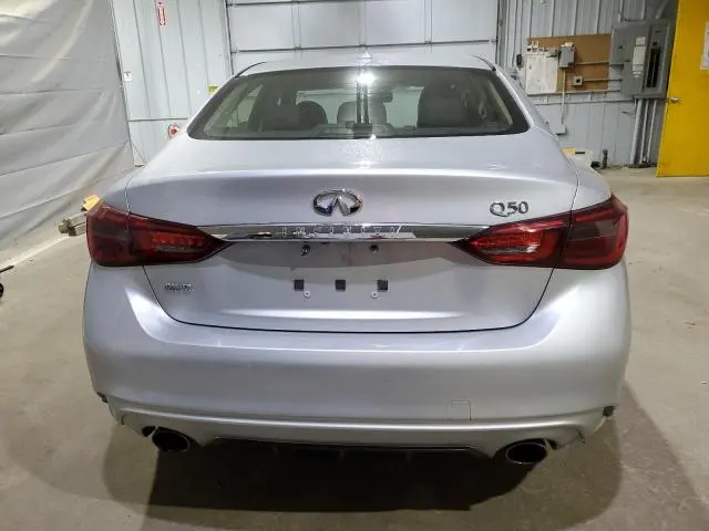 2018 INFINITI Q50 LUXE  