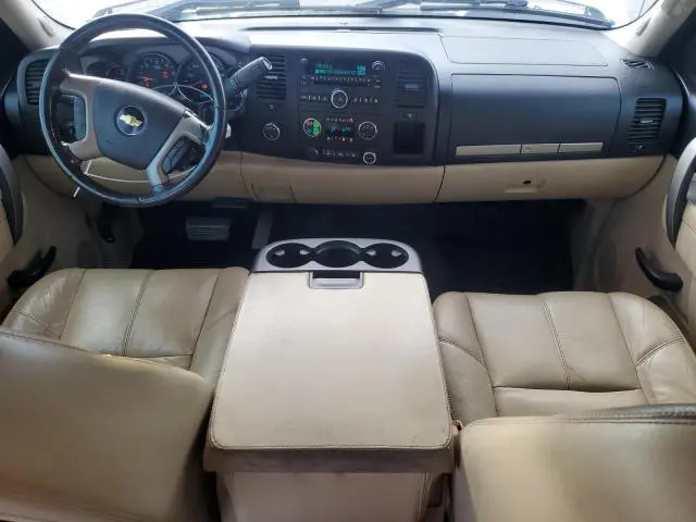 2011 CHEVROLET SILVERADO K1500 LT  