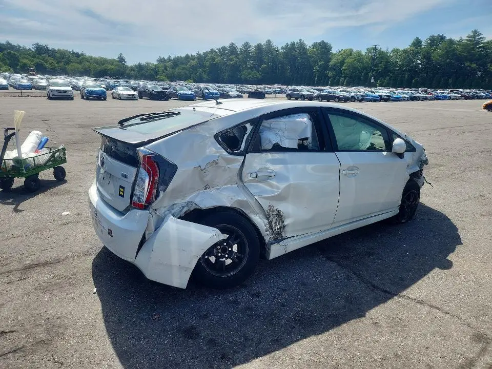 2015 TOYOTA PRIUS TWO  