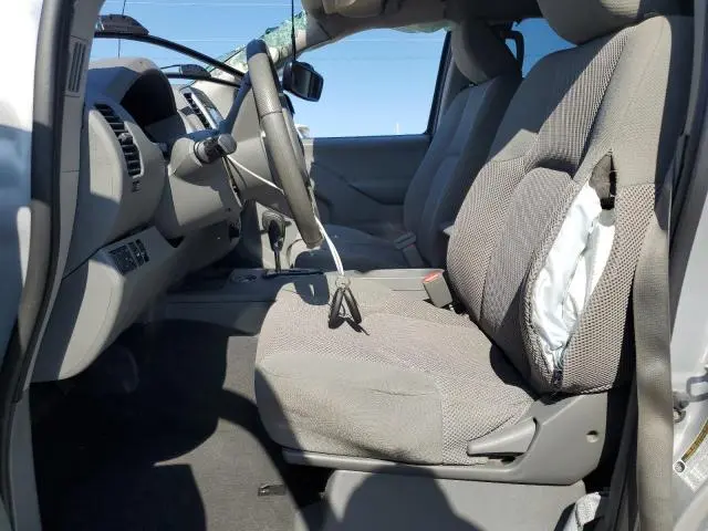 2021 NISSAN FRONTIER S  