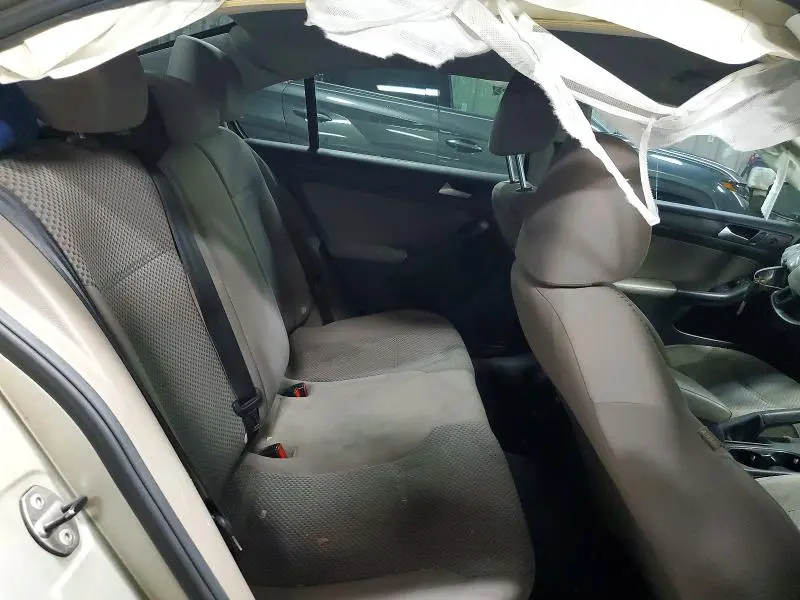 2014 VOLKSWAGEN JETTA BASE  