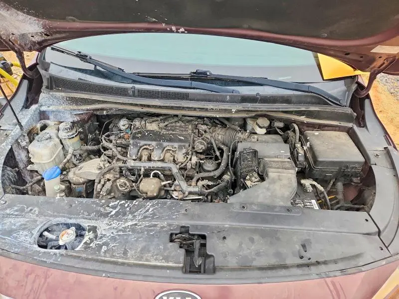 2016 KIA SEDONA LX  