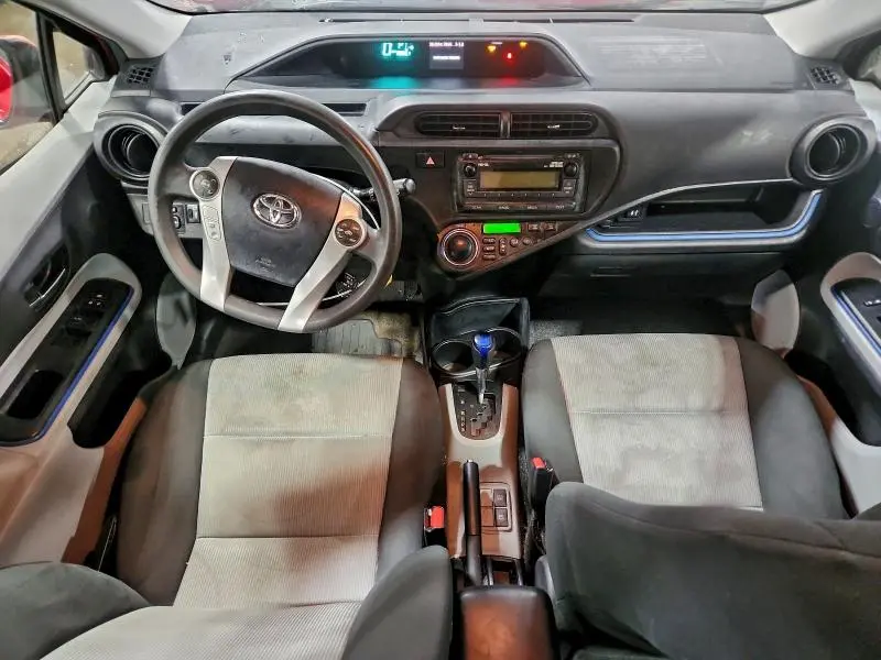2013 TOYOTA PRIUS C   