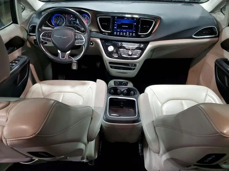 2017 CHRYSLER PACIFICA TOURING L PLUS  