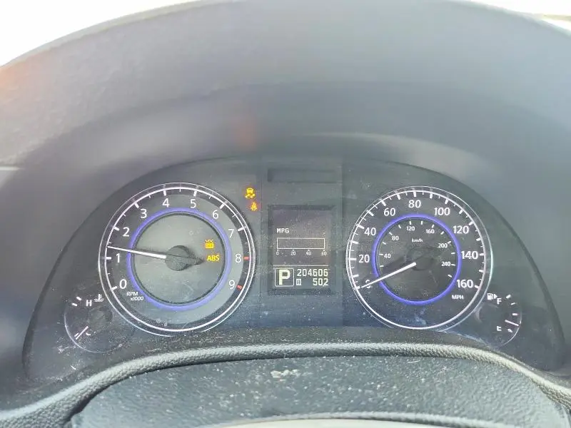 2010 INFINITI G37   