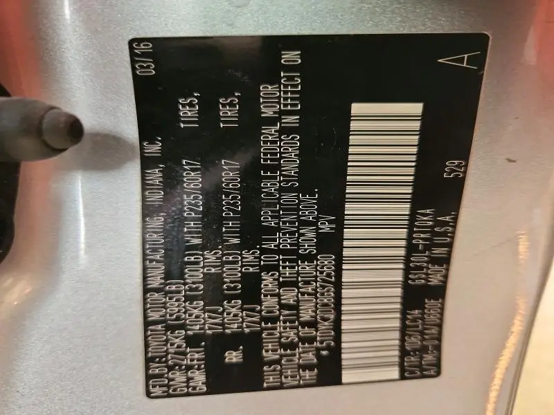 2016 TOYOTA SIENNA XLE  