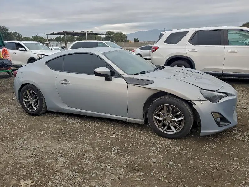 2013 TOYOTA SCION FR-S   