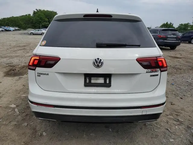 2021 VOLKSWAGEN TIGUAN SE  