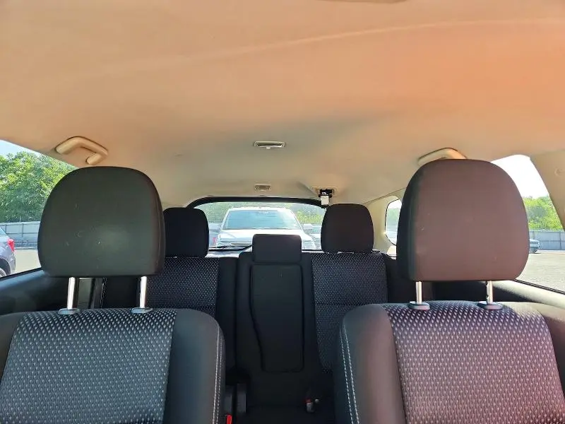 2016 MITSUBISHI OUTLANDER ES  