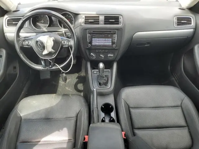 2015 VOLKSWAGEN JETTA SE  