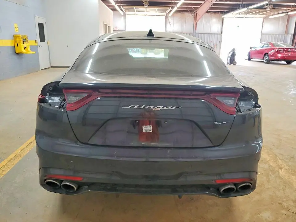 2019 KIA STINGER GT1  