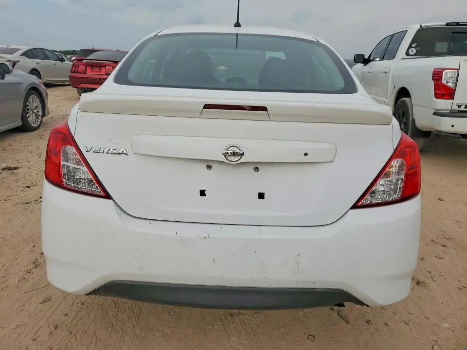 2017 NISSAN VERSA 1.6 S PLUS  