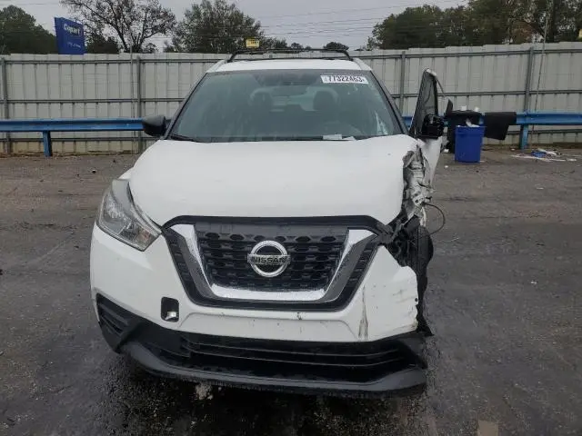 2018 NISSAN KICKS S  