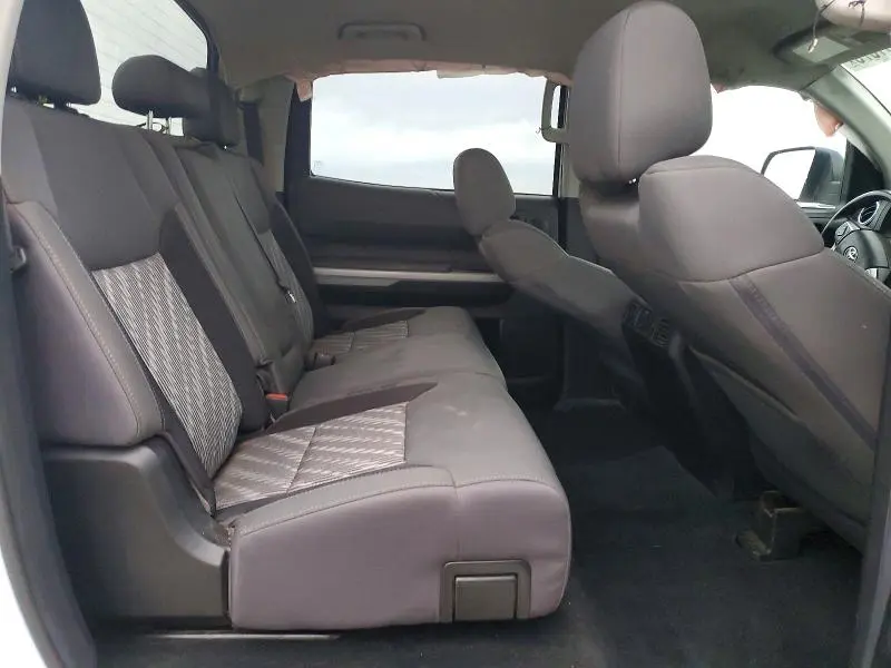 2020 TOYOTA TUNDRA CREWMAX SR5  