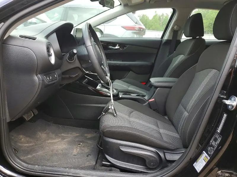 2024 KIA FORTE EX  