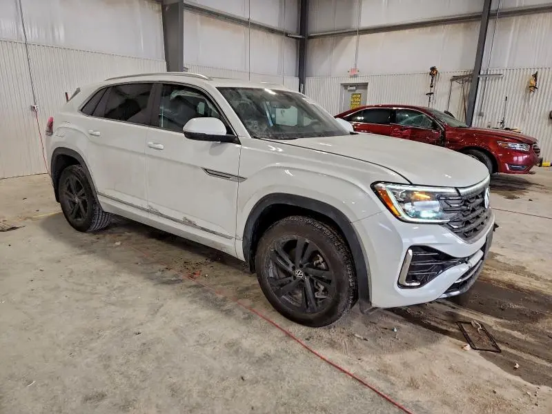 2024 VOLKSWAGEN ATLAS CROSS SPORT SEL R-LINE  