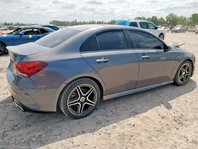 2019 MERCEDES-BENZ A 220  