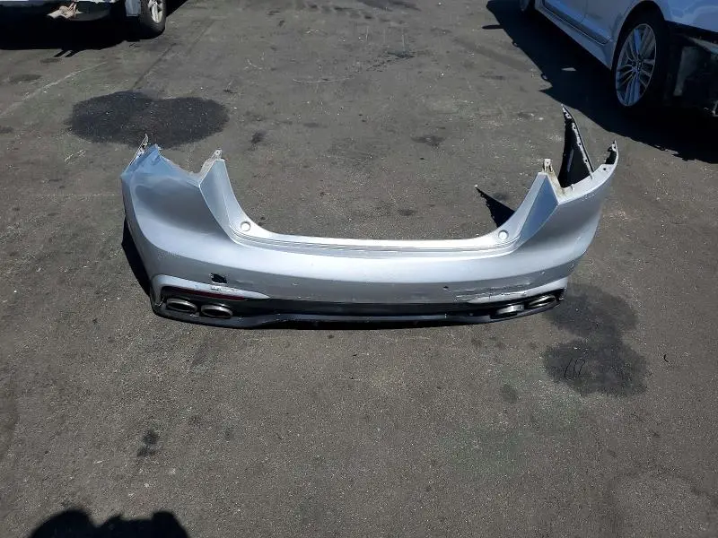 2018 KIA STINGER BASE  