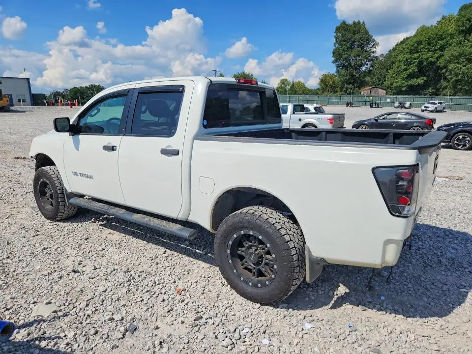 2014 NISSAN TITAN S  