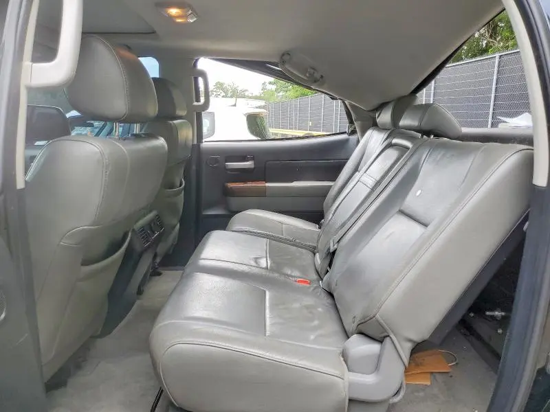 2010 TOYOTA TUNDRA CREWMAX LIMITED  
