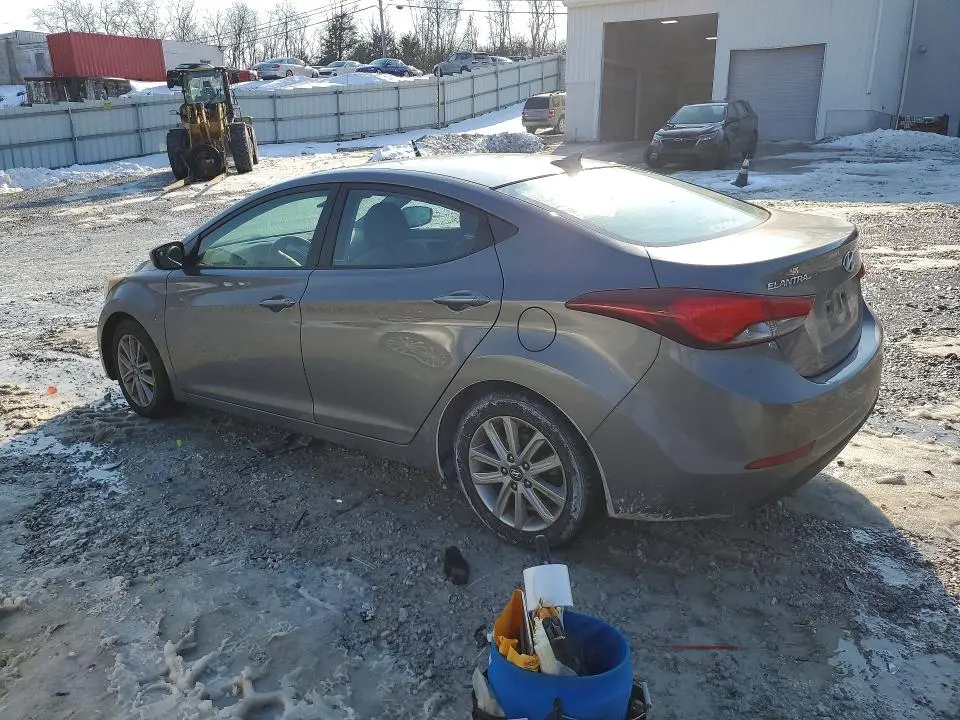 2014 HYUNDAI ELANTRA SE  