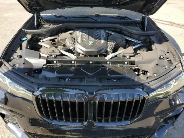 2022 BMW X7 M50I