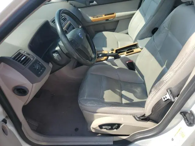 2010 VOLVO S40 2.4I  
