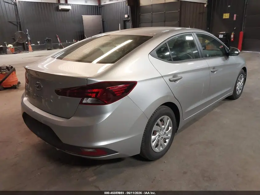 2020 HYUNDAI ELANTRA SE