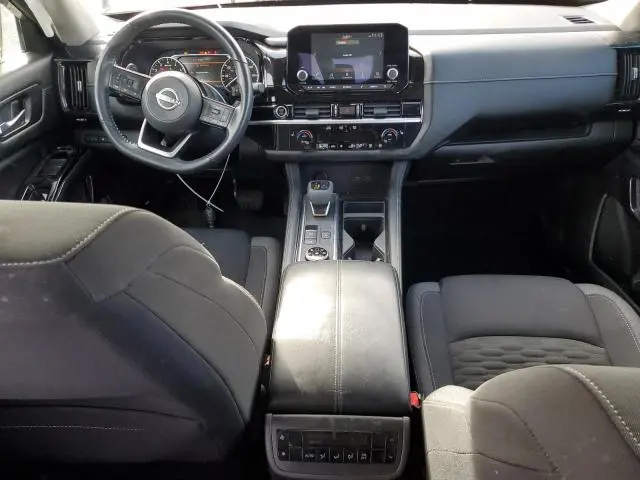 2022 NISSAN PATHFINDER SV  