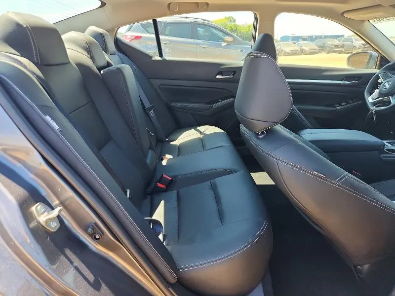 2025 NISSAN ALTIMA SL  