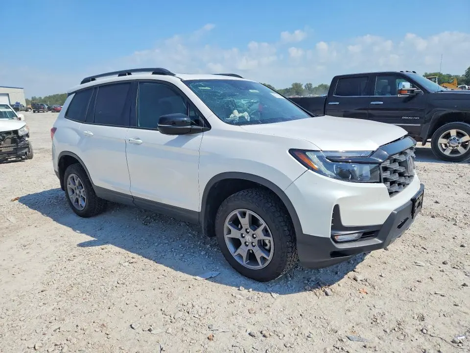 2025 HONDA PASSPORT TRAIL SPORT  