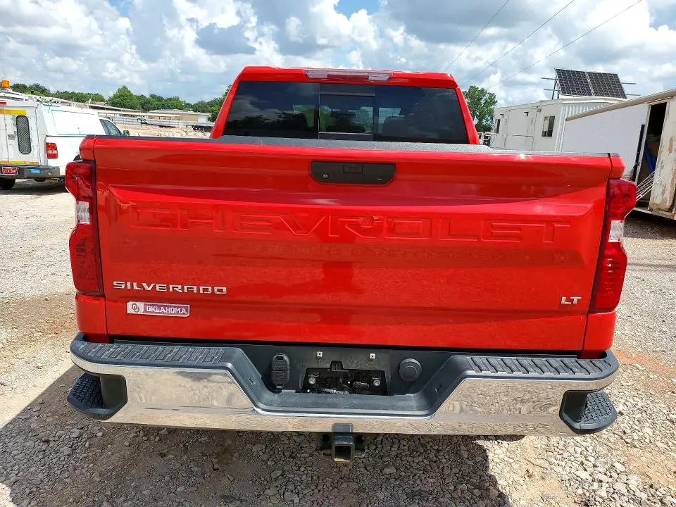 2020 CHEVROLET SILVERADO K1500 LT  