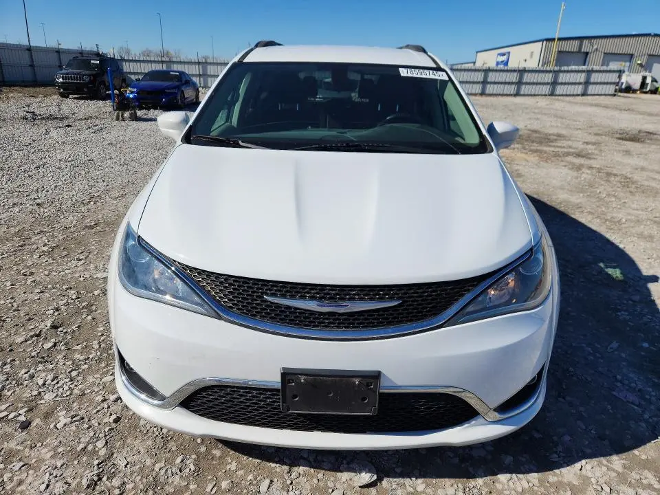 2017 CHRYSLER PACIFICA TOURING L  
