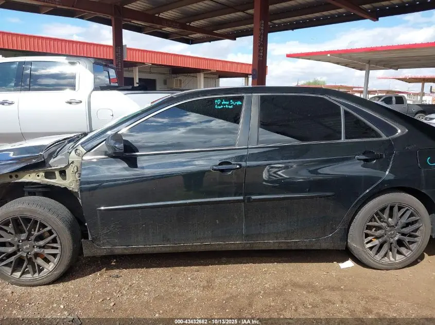 2017 TOYOTA CAMRY SE