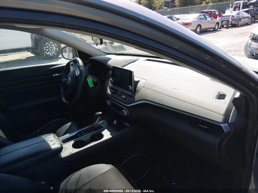 2020 NISSAN ALTIMA SR FWD
