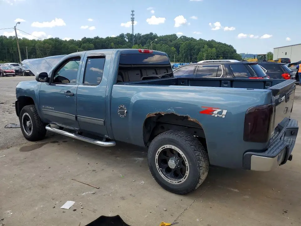 2011 CHEVROLET SILVERADO K1500 LT  