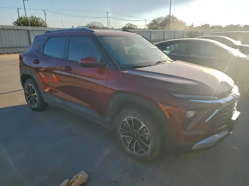 2024 CHEVROLET TRAILBLAZER LT  