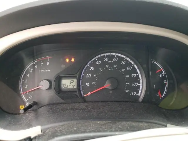 2012 TOYOTA SIENNA LE  