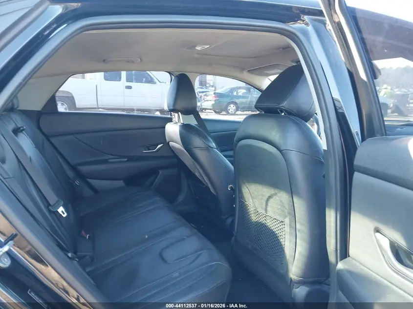 2022 HYUNDAI ELANTRA LIMITED