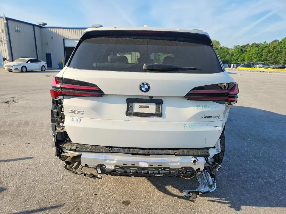 2025 BMW X5 XDRIVE40I  