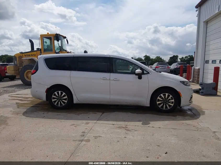 2023 CHRYSLER PACIFICA HYBRID TOURING L